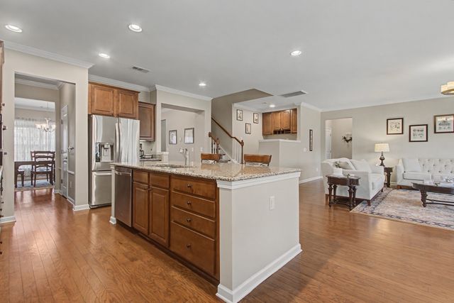 2827 Kaye Dr, Thompsons Station, TN 37179