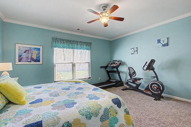 2827 Kaye Dr, Thompsons Station, TN 37179