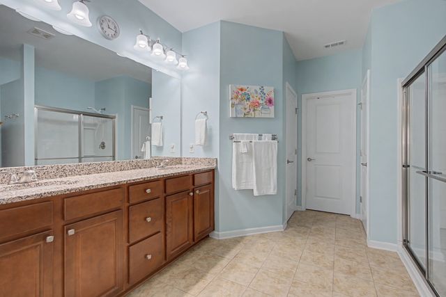 2827 Kaye Dr, Thompsons Station, TN 37179