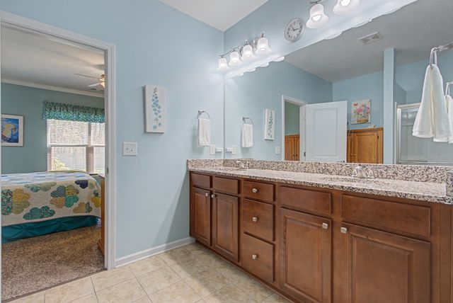 2827 Kaye Dr, Thompsons Station, TN 37179