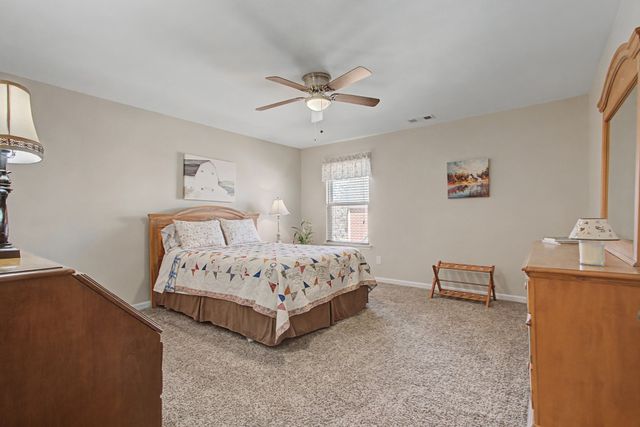 2827 Kaye Dr, Thompsons Station, TN 37179