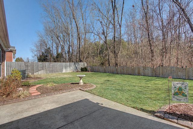 2827 Kaye Dr, Thompsons Station, TN 37179