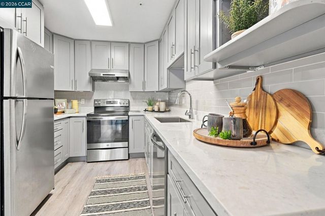22093 Betlen Way, Castro Valley, CA 94546