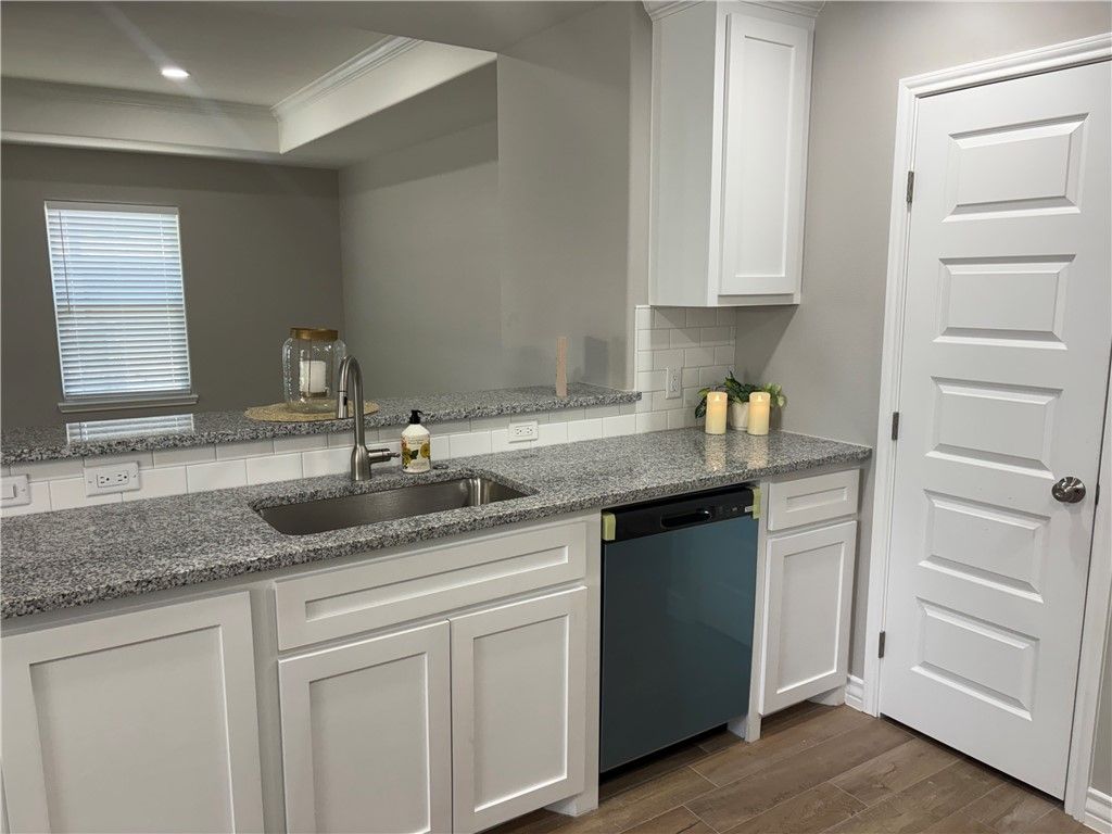 1605 Chula Vista St, Corpus Christi, TX 78416 — photo 3