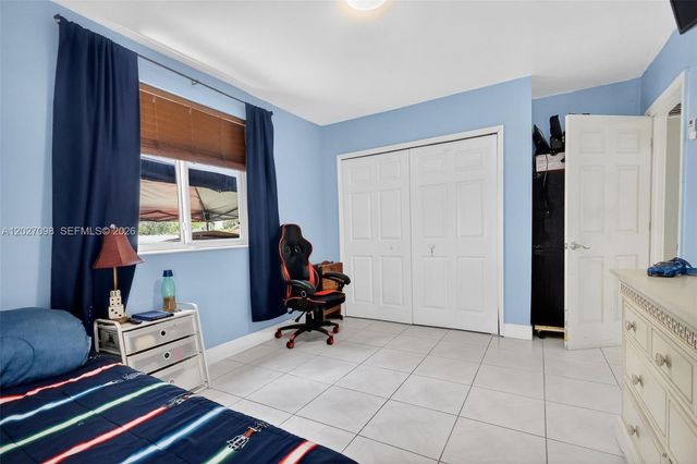 1440 N 68th Ave, Hollywood, FL 33024