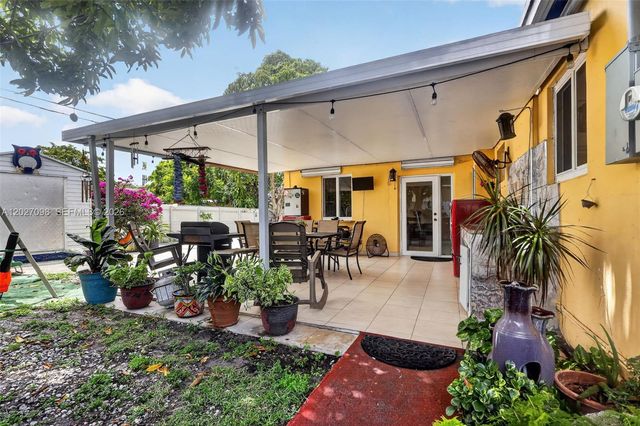 1440 N 68th Ave, Hollywood, FL 33024