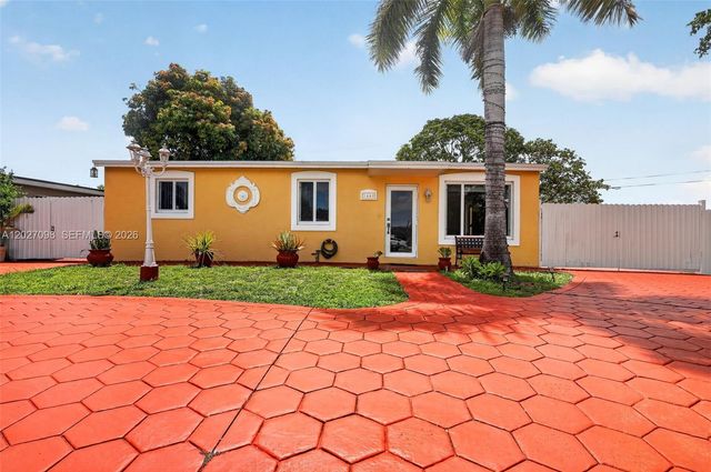 1440 N 68th Ave, Hollywood, FL 33024