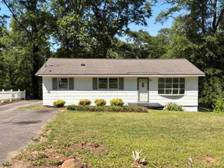755 Kenmore Drive, Spartanburg, SC 29303