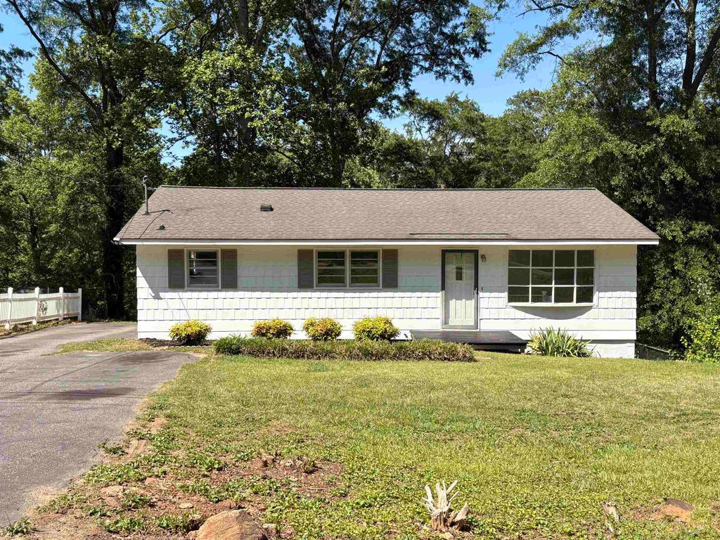 755 Kenmore Drive, Spartanburg, SC 29303