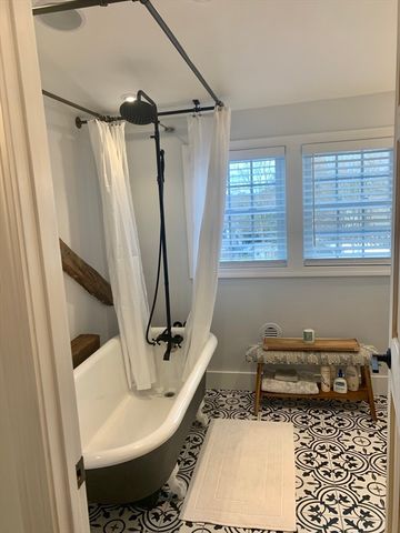 2208 Washington St, Canton, MA 02021