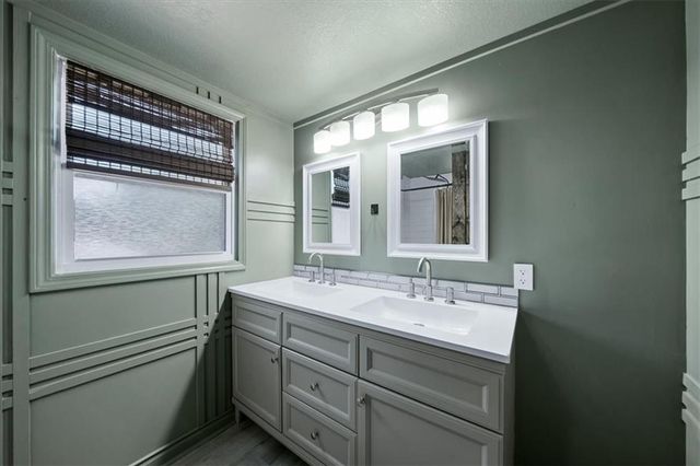 1502 E 135th Street, Grandview, MO 64030