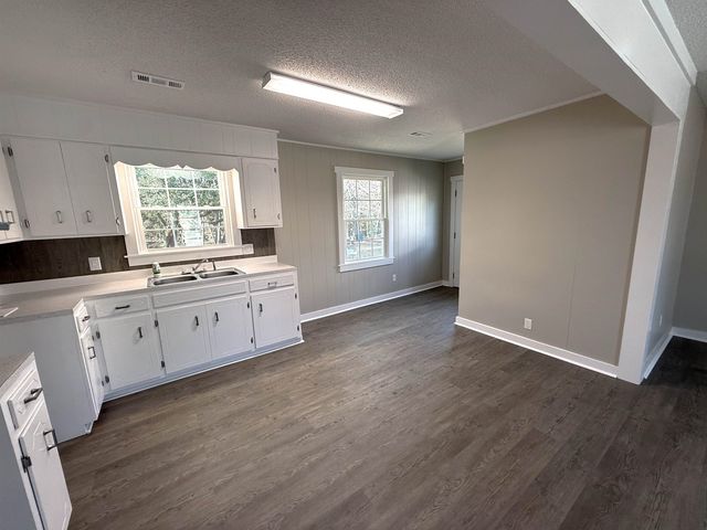 532 Palm Circle, Lake City, SC 29560