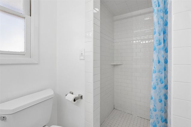 1230 26th Street, West Des Moines, IA 50266