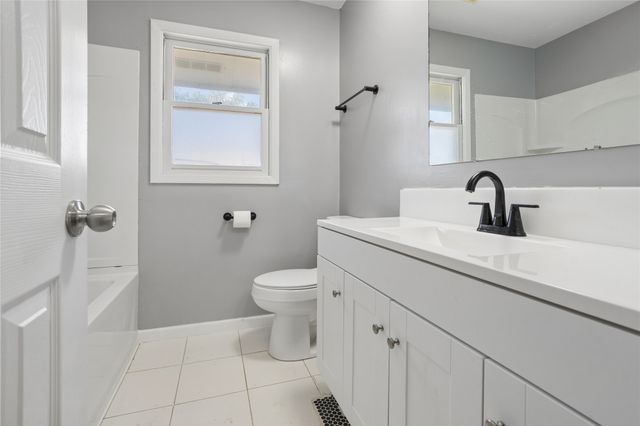 1230 26th Street, West Des Moines, IA 50266