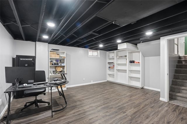 1230 26th Street, West Des Moines, IA 50266