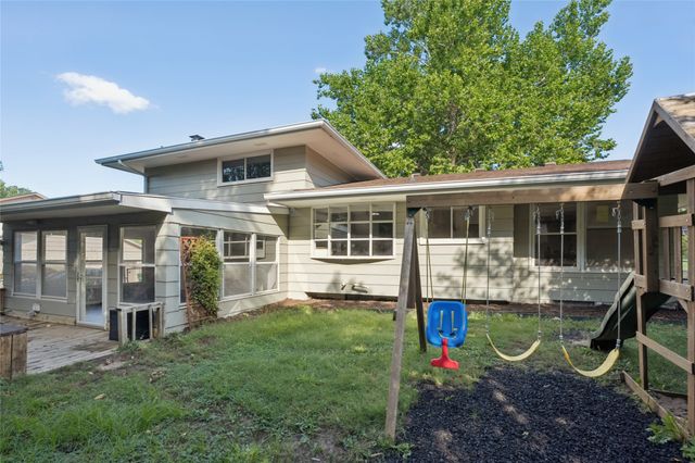 1230 26th Street, West Des Moines, IA 50266