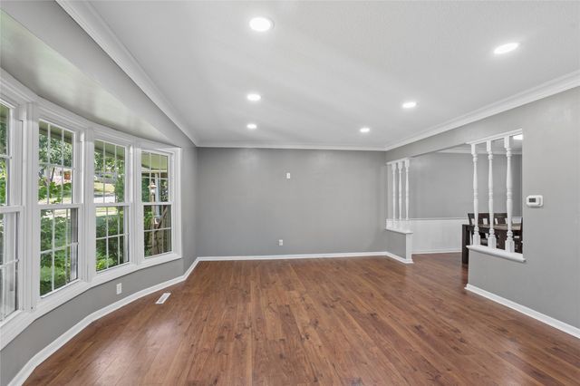 1230 26th Street, West Des Moines, IA 50266