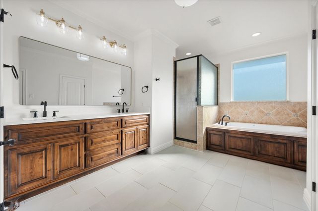 6056 Bennett Lawson Road, Mansfield, TX 76063