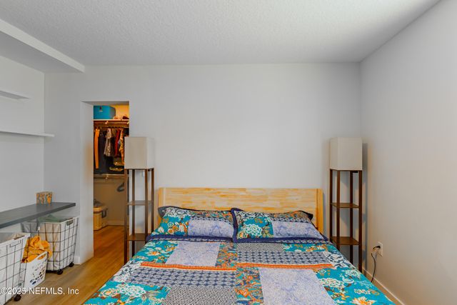 221 19TH Avenue N A, Jacksonville Beach, FL 32250