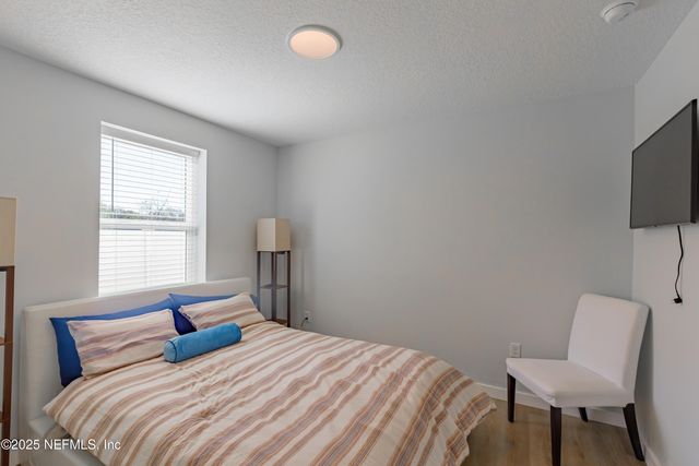 221 19TH Avenue N A, Jacksonville Beach, FL 32250