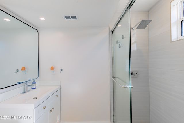 221 19TH Avenue N A, Jacksonville Beach, FL 32250