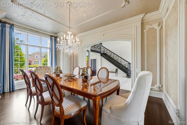 48923 Veneto Drive, Novi, MI 48167
