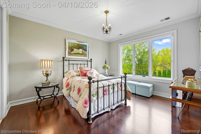 48923 Veneto Drive, Novi, MI 48167