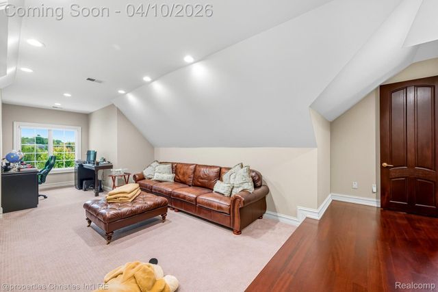 48923 Veneto Drive, Novi, MI 48167