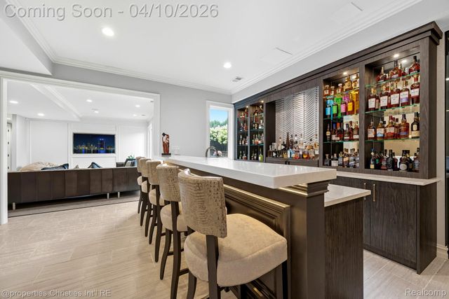 48923 Veneto Drive, Novi, MI 48167