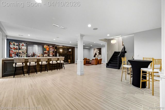 48923 Veneto Drive, Novi, MI 48167