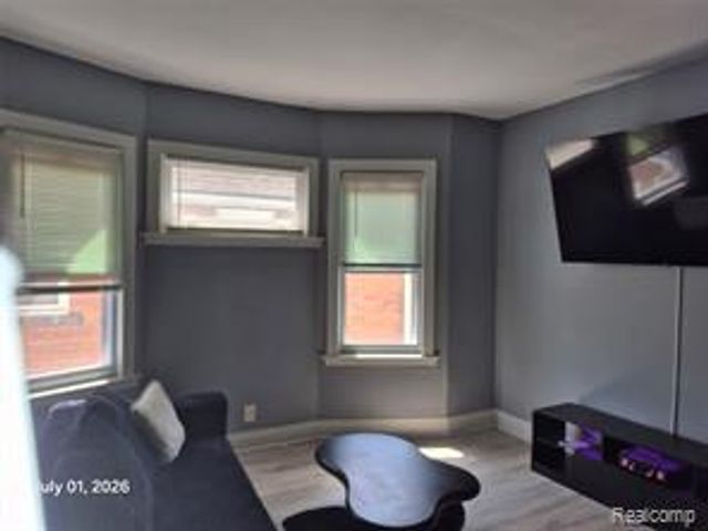 1583 Hurlbut Street, Detroit, MI 48214