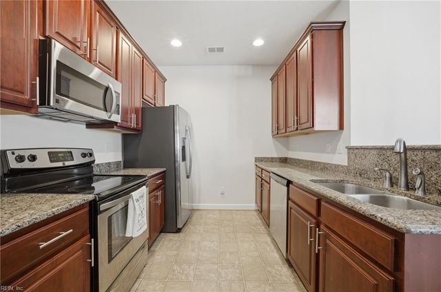 503 Nesbit DR, Chesapeake, VA 23323