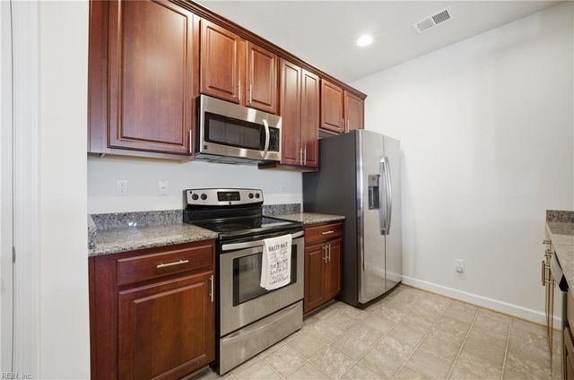 503 Nesbit DR, Chesapeake, VA 23323