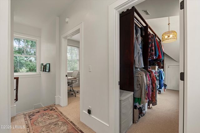 1612 W Paris Avenue, Port Royal, SC 29935