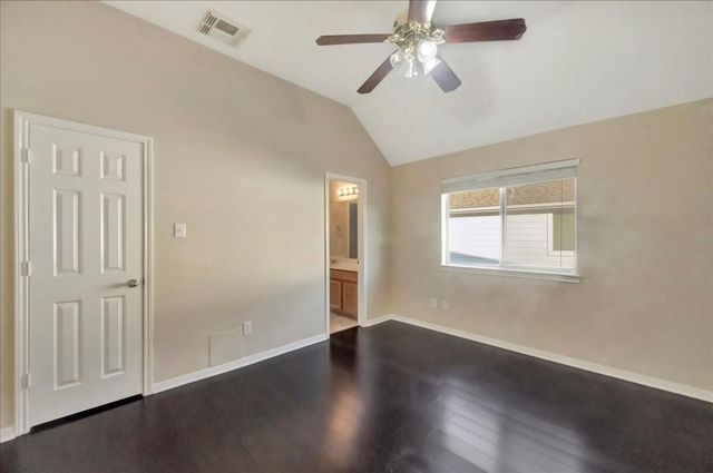 1020 Walnut Pointe, League City, TX 77573