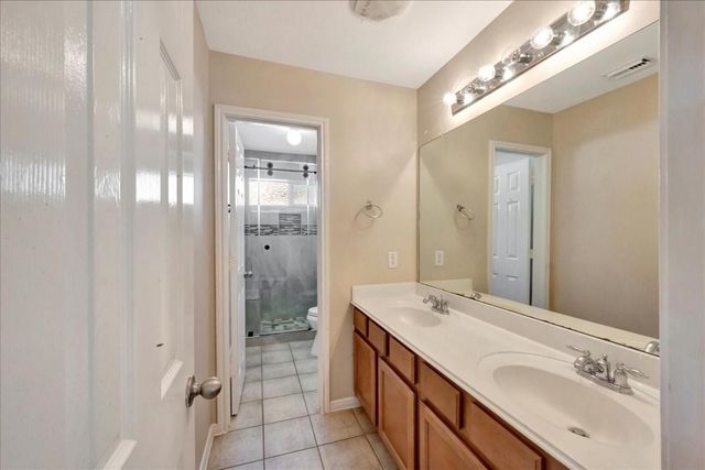 1020 Walnut Pointe, League City, TX 77573