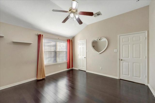 1020 Walnut Pointe, League City, TX 77573