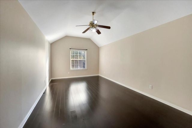 1020 Walnut Pointe, League City, TX 77573