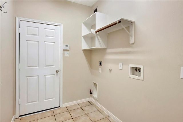 1020 Walnut Pointe, League City, TX 77573