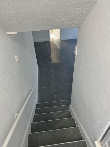 102 NE 122nd St 0, North Miami, FL 33161