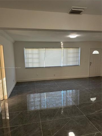 102 NE 122nd St 0, North Miami, FL 33161