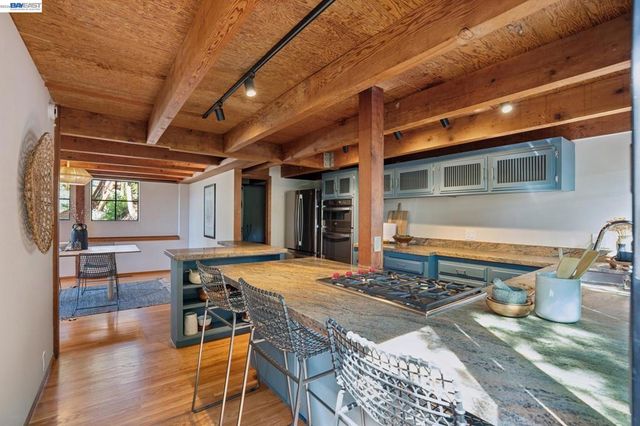 2686 Shasta Rd, Berkeley, CA 94708