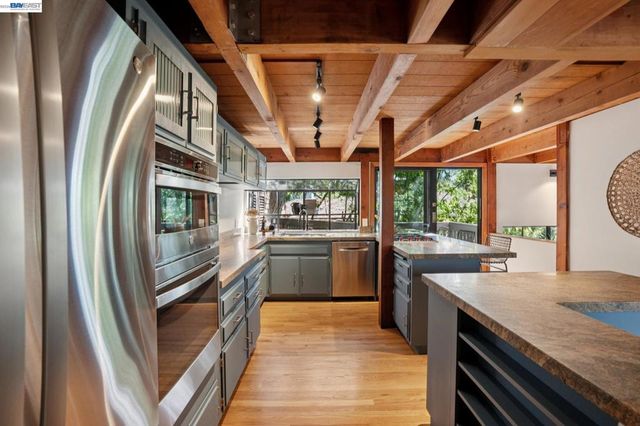 2686 Shasta Rd, Berkeley, CA 94708