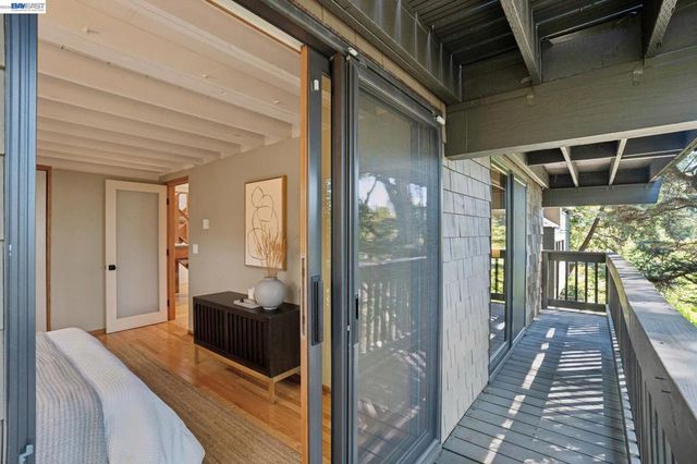 2686 Shasta Rd, Berkeley, CA 94708