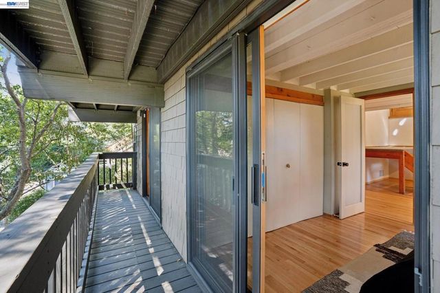 2686 Shasta Rd, Berkeley, CA 94708