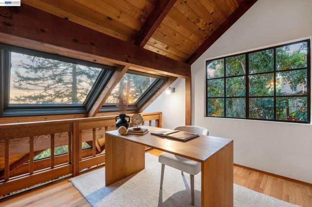 2686 Shasta Rd, Berkeley, CA 94708