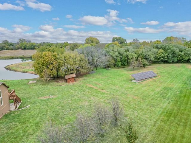 924 E 1938th Road, Eudora, KS 66025