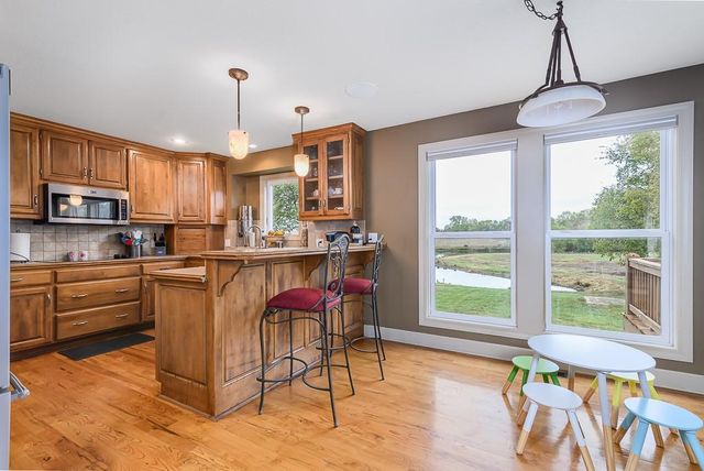 924 E 1938th Road, Eudora, KS 66025