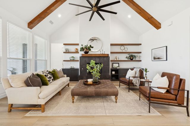 125 San Miguel Drive, Decatur, TX 76234