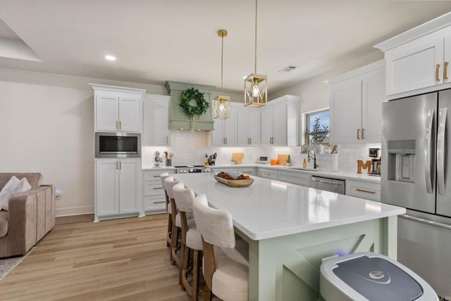 3 Firefly Catch Cove, Greenbrier, AR 72058